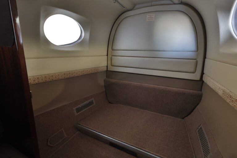 JJ KIng Air-33